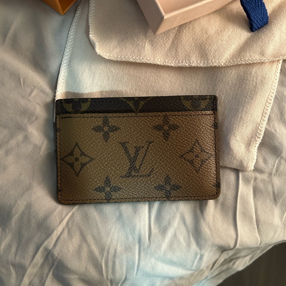 Louis Vuitton card holder. Authentic